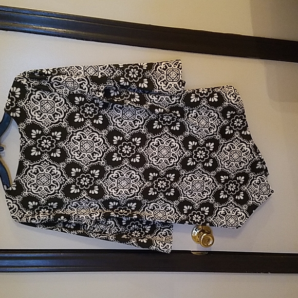 New Direction top - Picture 2 of 6